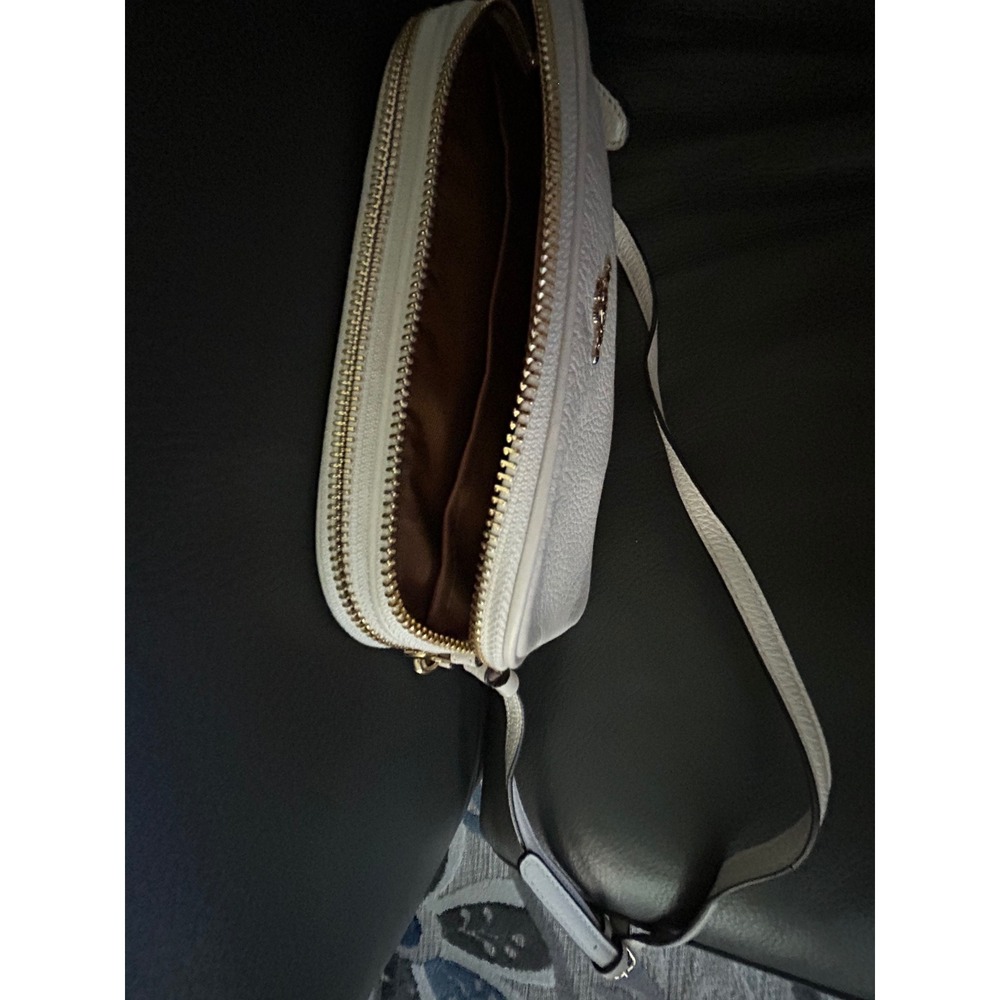 Coach Double Zip Crossbody Bag Pebbled Leather Chalk White Gold Tone Hardware - Picture 6 of 8